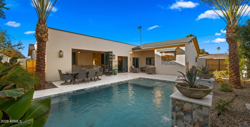48-web-or-mls-Backyard5