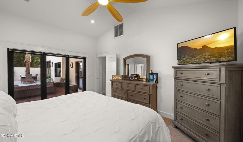 33-web-or-mls-Primary Bedroom1 2