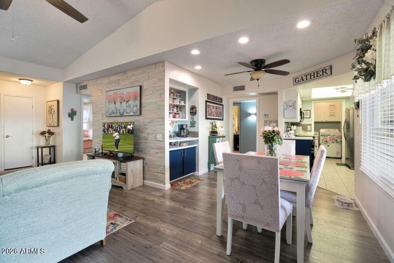 countryside dr to kitchen