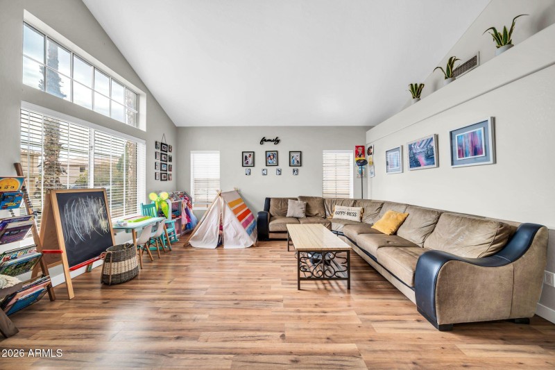 12606 W Sunnyside Dr, El Mirage