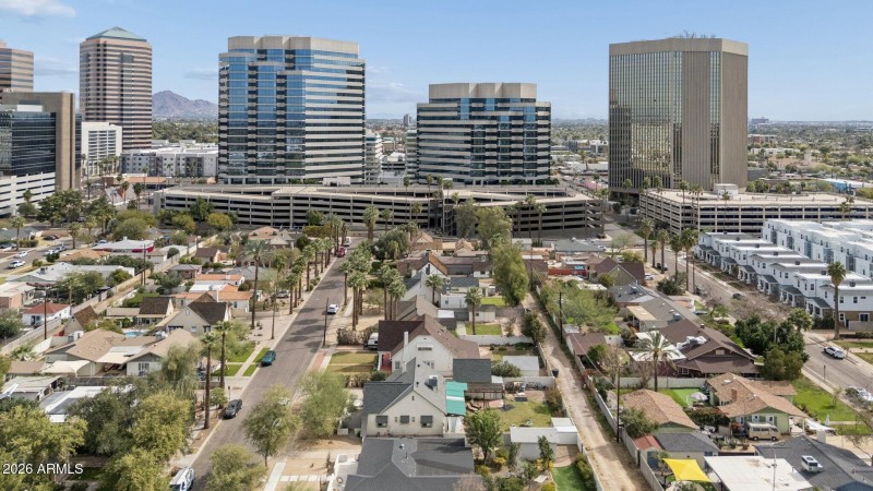 Willo is close to downtown Phx