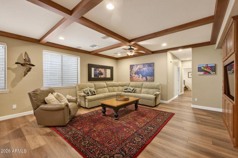 41) DOWNSTARIS REC ROOM