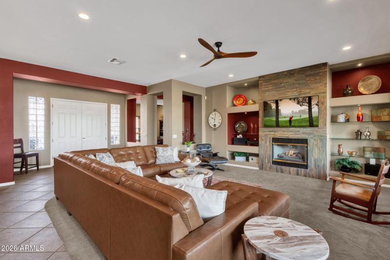 11-web-or-mls-4436-e-strawberry-dr