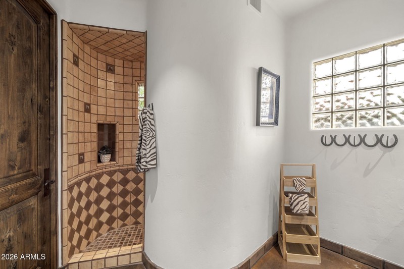 Guest House Bathroom