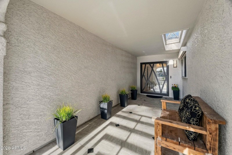 009_8935_n_82nd-27_426