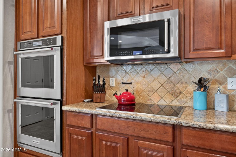 38-web-or-mls-Macaw (26)