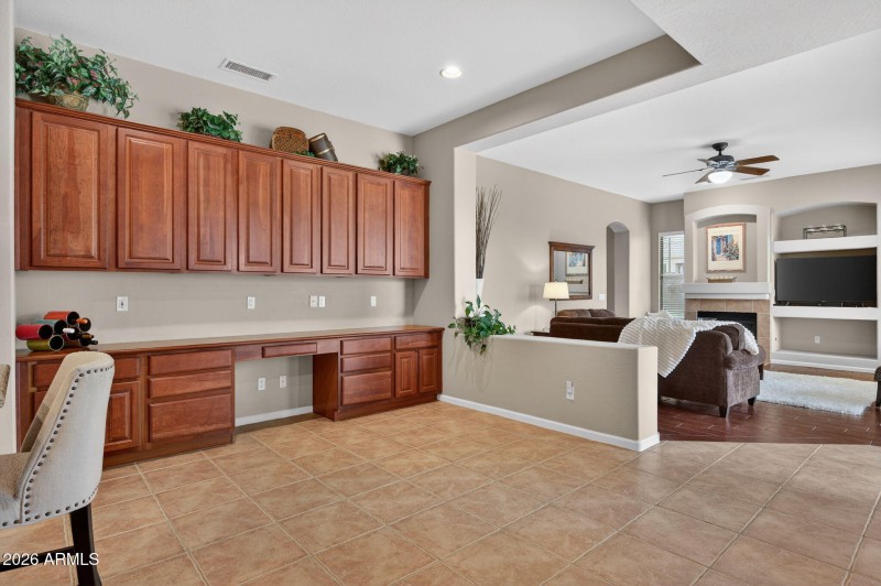 40-web-or-mls-Macaw (28)