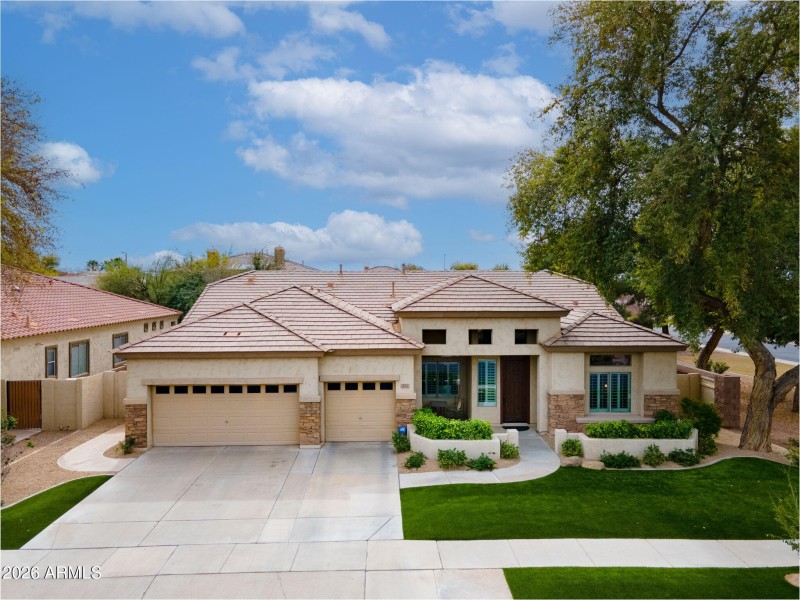 59-web-or-mls-Macaw (47)