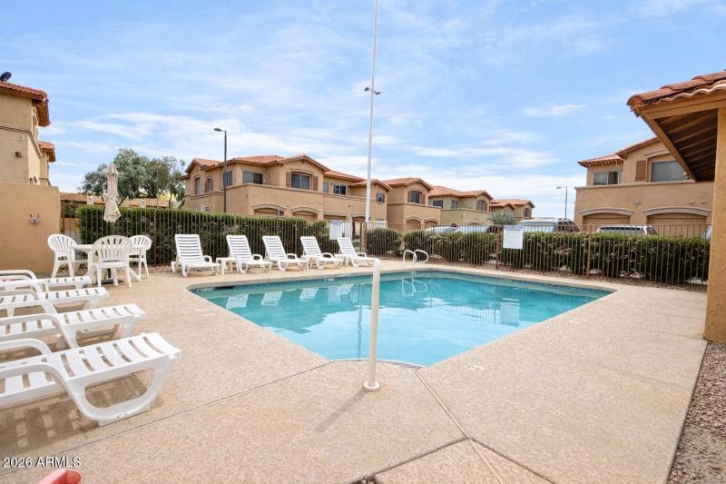 DCEA09D3-1341-4570-9461-A483F7FA0C3A