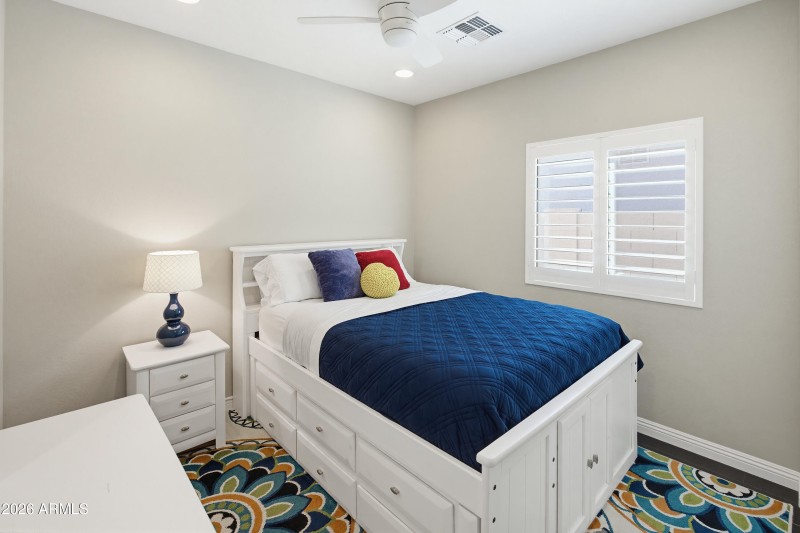 10722 W Yearling Rd-17