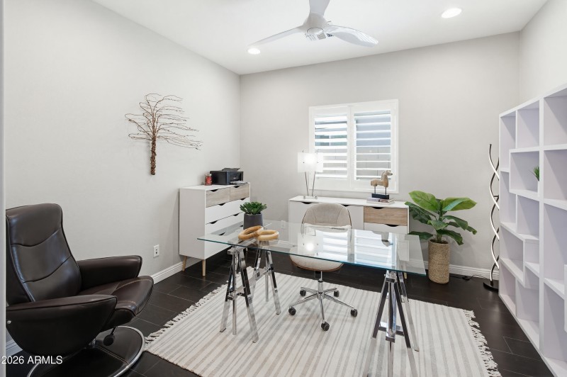 10722 W Yearling Rd-19