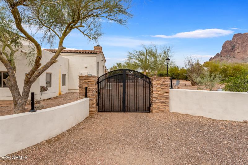 RV gate to side yard