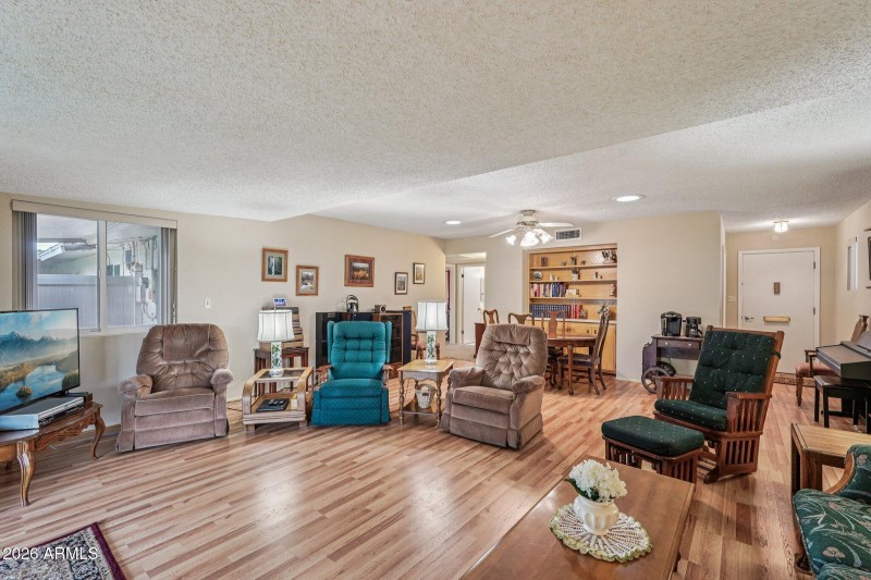 10-web-or-mls-W Clair Dr-S1702-010