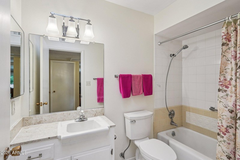 21-web-or-mls-W Clair Dr-S1702-021