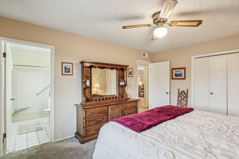 23-web-or-mls-W Clair Dr-S1702-023