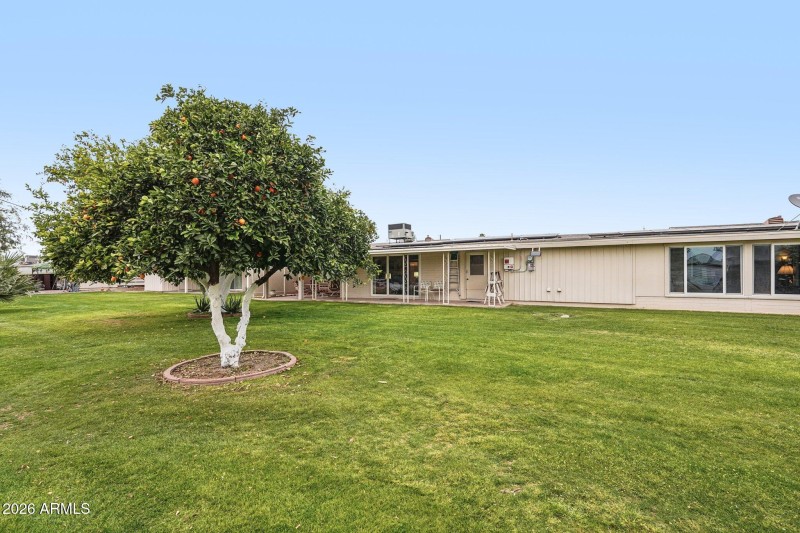 33-web-or-mls-W Clair Dr-S1702-033