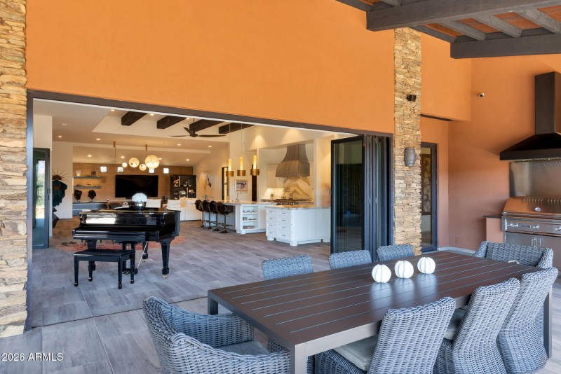 Accordian Doors Open_Int View 1