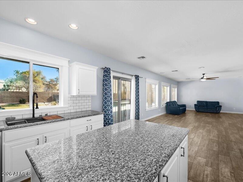 16-2683-N-Smithsonian-16