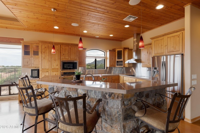 Spacious Kitchen
