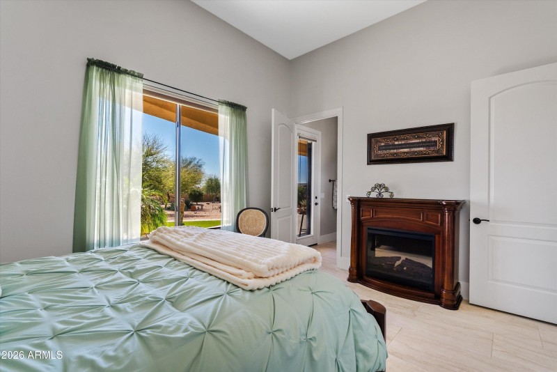 Secondary Bed Ensuite Entrance