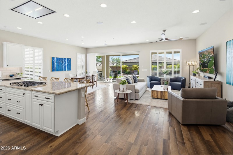 13341 W Palo Brea-25