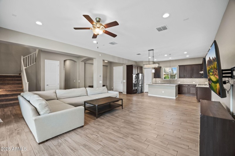 14-web-or-mls-4527-e-skousen-st