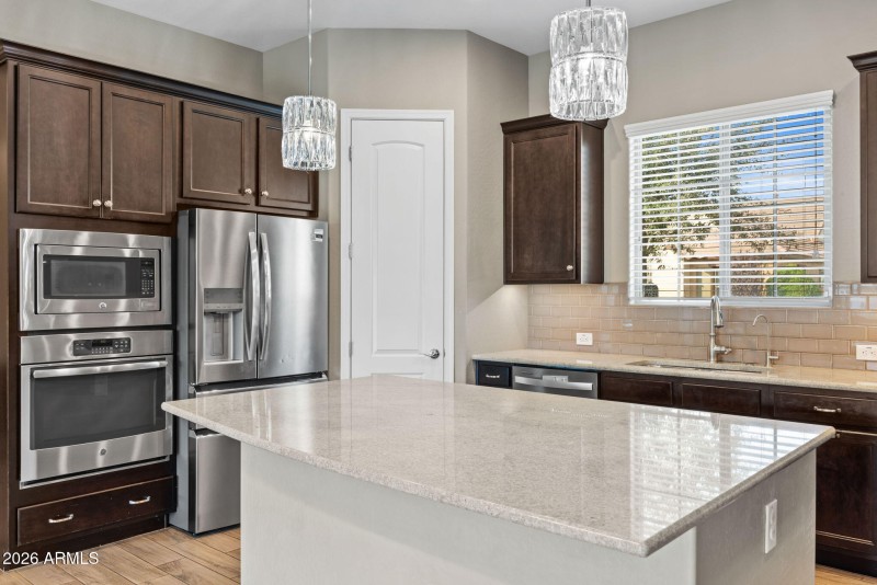 17-web-or-mls-4527-e-skousen-st