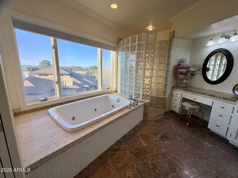 Master Bathroom (1)