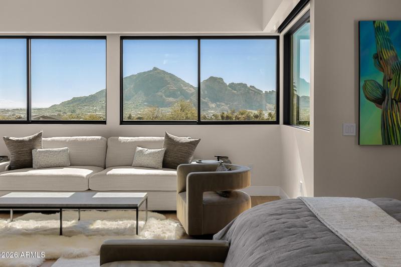 35primary bedroom lounge mountain views