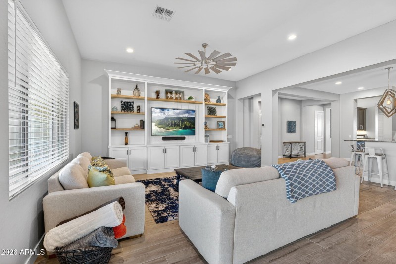 11-web-or-mls-41S 229th Way