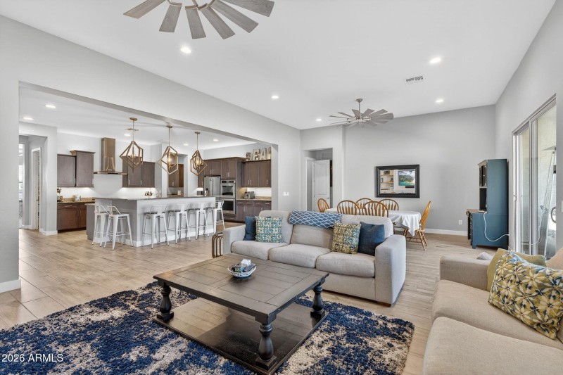 14-web-or-mls-40S 229th Way