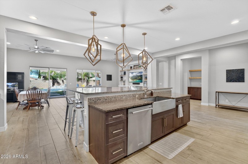 20-web-or-mls-37S 229th Way