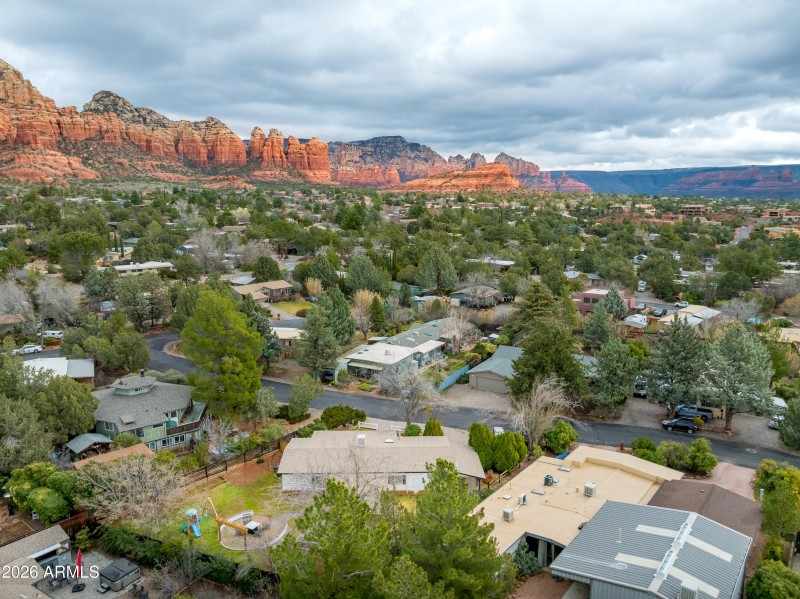 Surrounding Red Rock Vistas