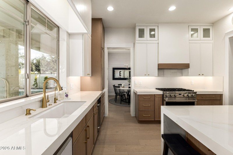 7) 67744-69924ce770d22