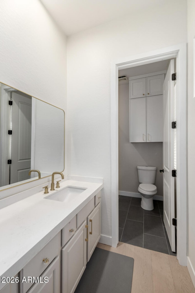 32) 67744-6996547a5d743