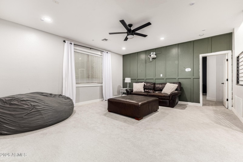 48) 67744-69924cea3251d