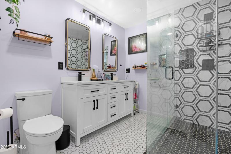 Contemporary Primary Bath