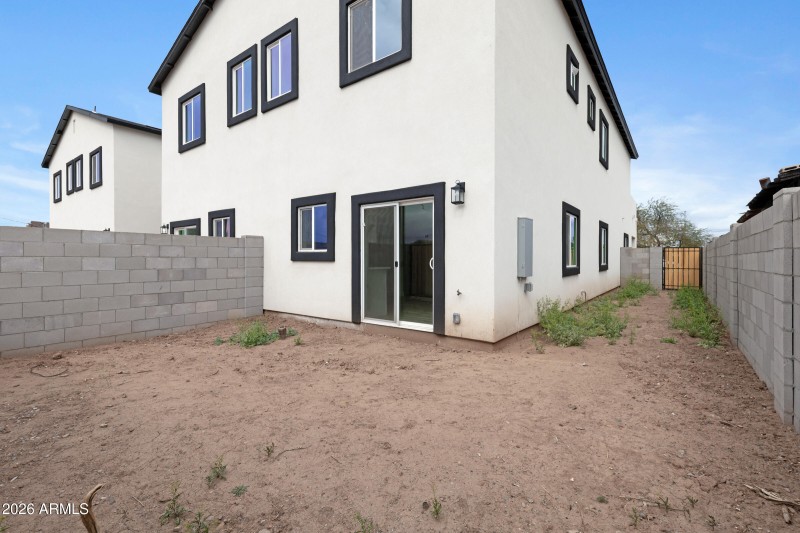 1523 W Hadley St-28