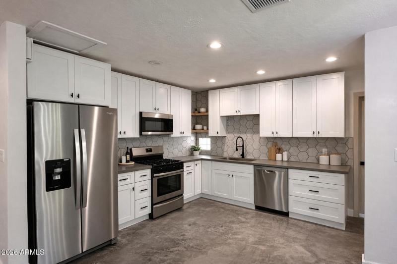 566A0EF4-20B5-447C-A41E-A130B67ADD27