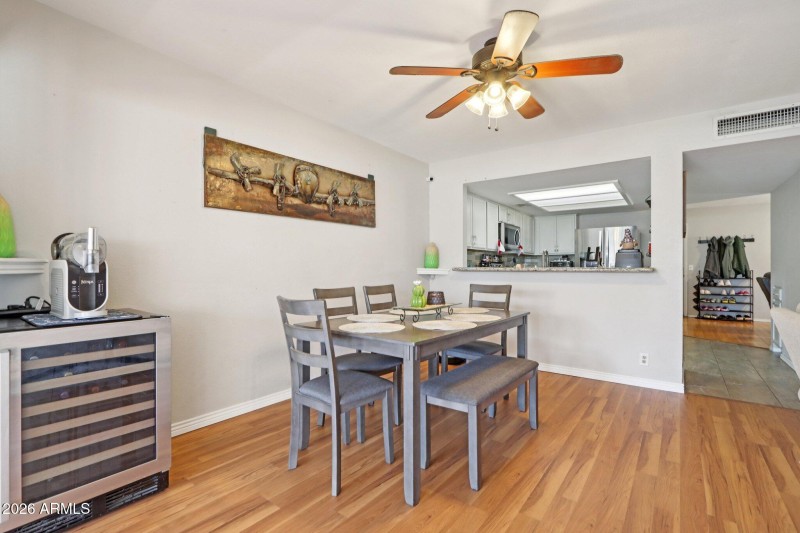 10-web-or-mls-W Gelding Dr-S2002-010