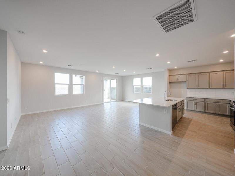 07_Rancho-Vista_by-Century-Communities_A