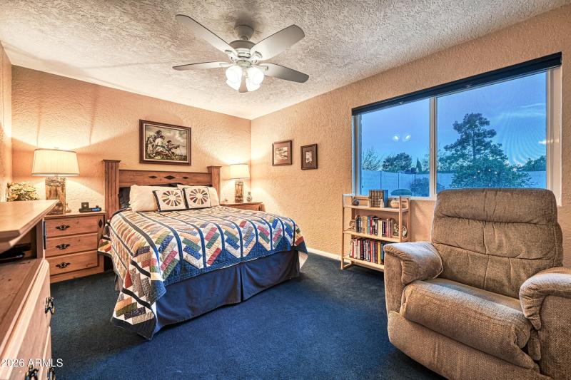 3025 W Kerry Ln - MLS Sized - 024 - 24 P