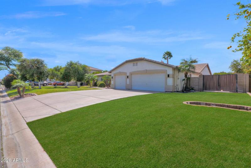 2-web-or-mls-P1525873 (2)