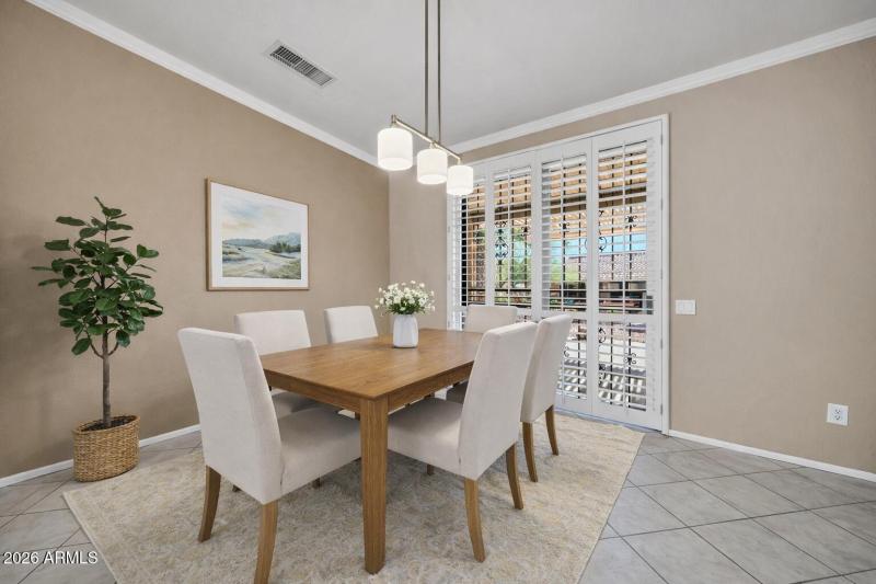 DINING_ROOM