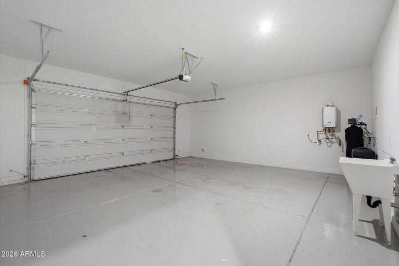 Extended-Depth Garage w Epoxy Floor