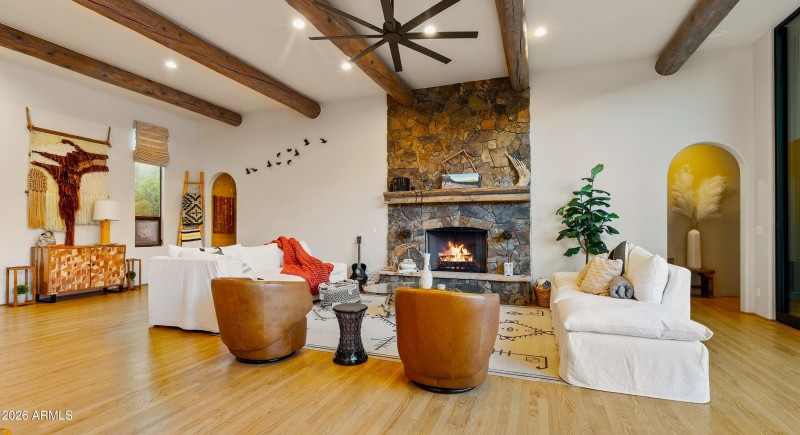 Now this is a GREAT room!