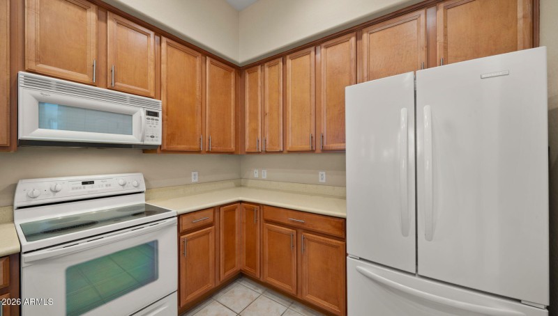 25-web-or-mls-Kitchen3
