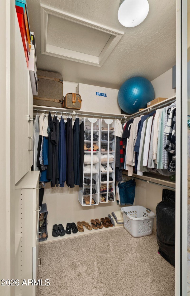 33-web-or-mls-Primary Bedroom4