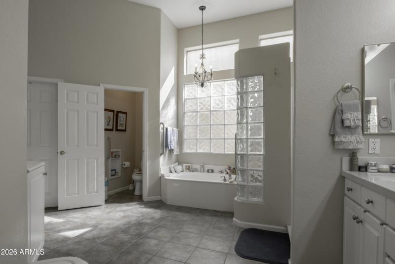 wagoner-39 primary bath 3