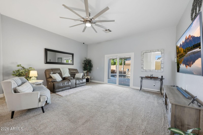 Bright & Light Great Room